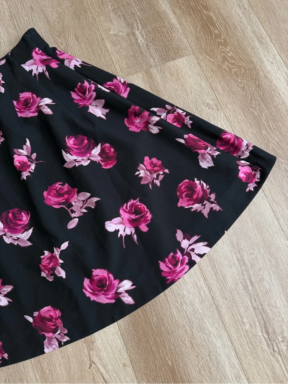 KATE SPADE New York Encore Rose Floral Flared Skirt in Black Pink Size 4